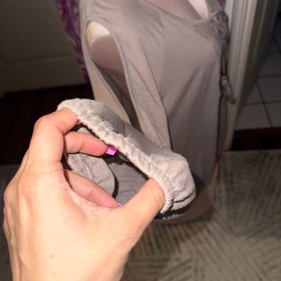 Faded Glory Light Grayish brown Women's Blouse with Lace front & cold shoulders - Picture 4 of 6